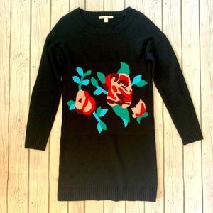 Francesca’s black floral sweater dress-medium